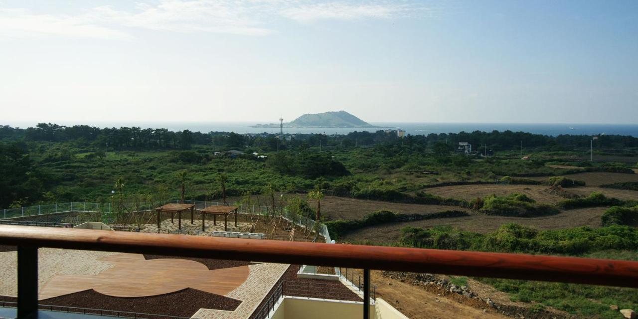 Hi Jeju Hotel Bagian luar foto