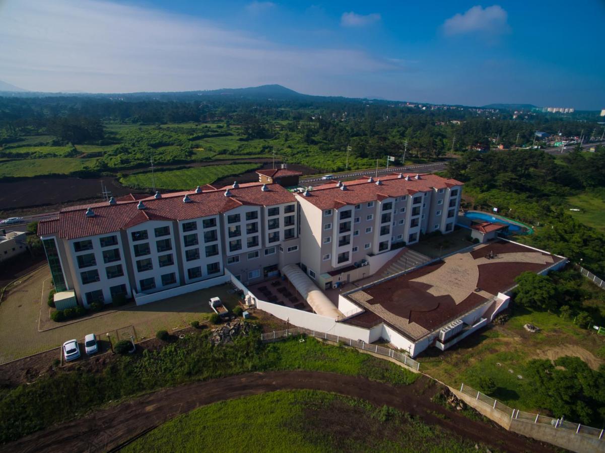 Hi Jeju Hotel Bagian luar foto